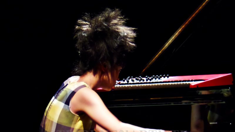 “SonicWonderland”, le merveilleux monde sonore de Hiromi Uehara.